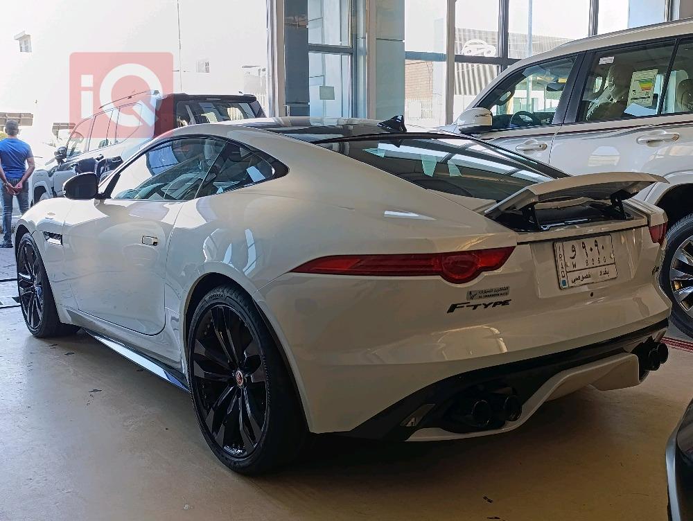 جاگوار F-Type